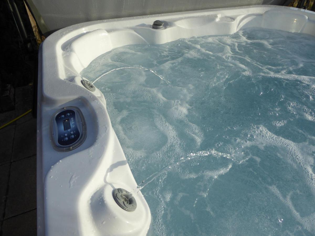 South View Country House Sleeps 12 - Hot Tub - Views Henley-in-Arden Bagian luar foto