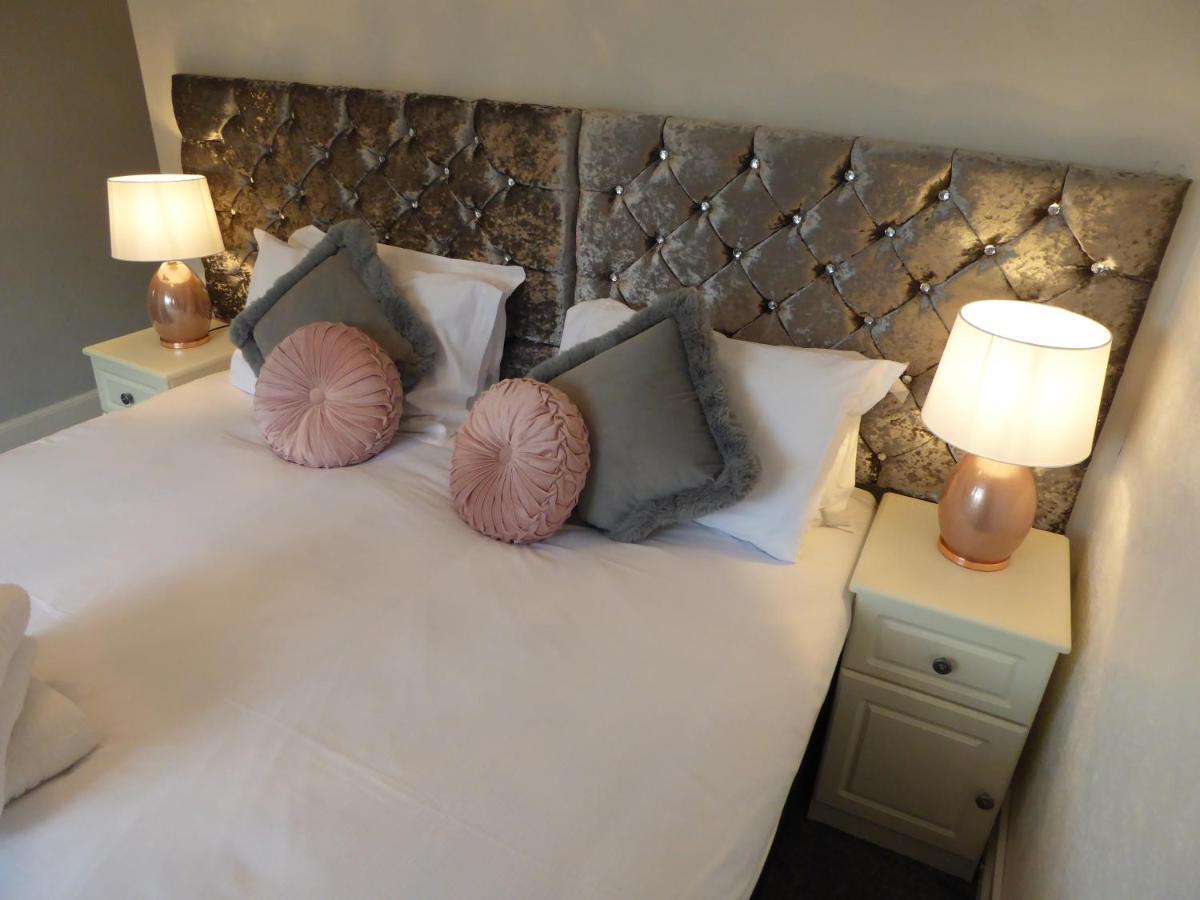 South View Country House Sleeps 12 - Hot Tub - Views Henley-in-Arden Bagian luar foto