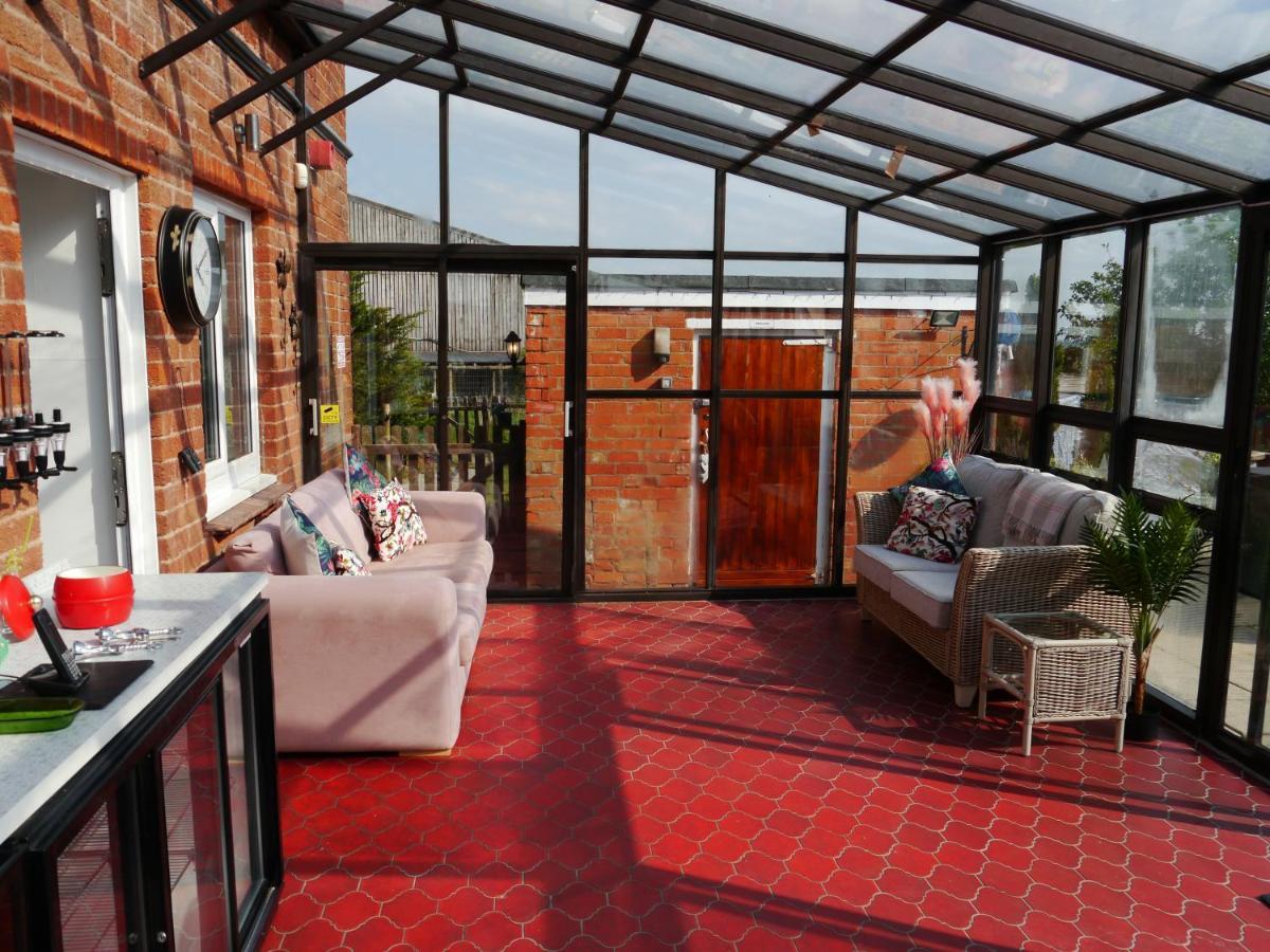South View Country House Sleeps 12 - Hot Tub - Views Henley-in-Arden Bagian luar foto